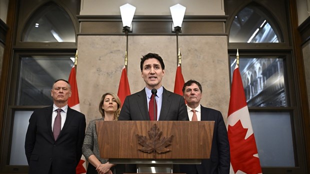 Les tarifs douaniers suspendus pour 30 jours après un accord entre Trudeau et Trump