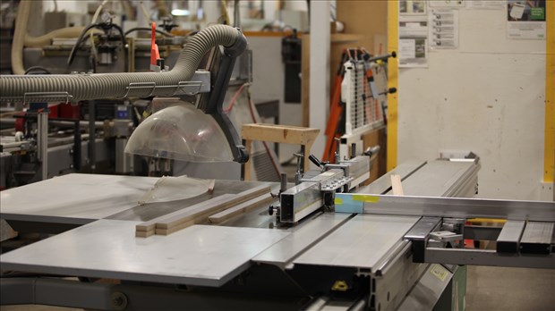 C'est officiel: Trump impose des droits de douane de 25 % sur l'acier et l'aluminium