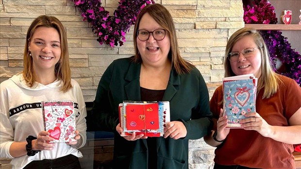 Près de 3 200 cartes de Saint-Valentin prêtes à partager l'Amour
