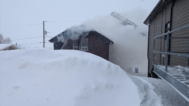 Incendie à Saint-Joseph-de-Beauce: la maison est une perte totale
