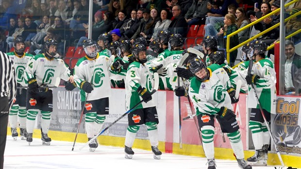 Les Condors remportent leur premier match de série haut la main