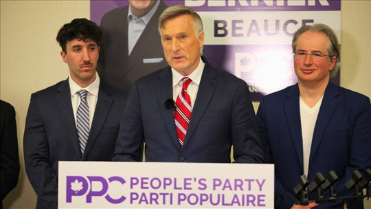 Tarifs douaniers : face à Trump, Maxime Bernier veut renégocier plutôt que répliquer