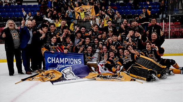 Les Chevaliers remportent la Coupe Jimmy-Ferrari 