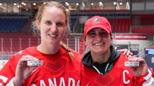 Marie-Philip Poulin écrit une nouvelle page d’histoire avec l’équipe canadienne