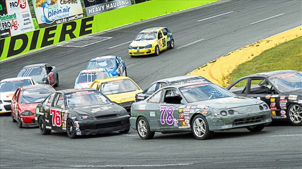 Un samedi Nascar à l’Autodrome Chaudière
