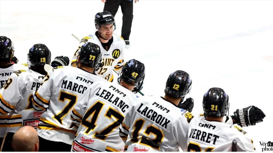 Le Cool FM battu par les Marquis de Jonquière