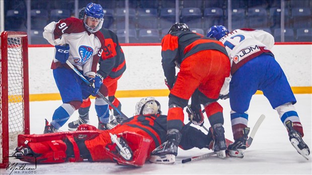 Ligue régionale de hockey est de retour sur la glace