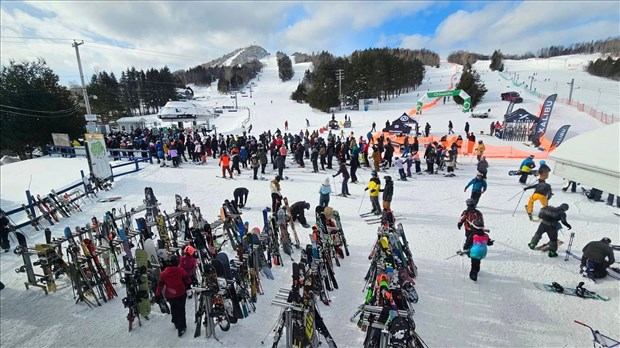 Centres de ski: pistes ouvertes mais cours annulés ou reportés