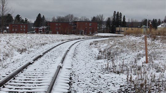 Voie de contournement à Lac-Mégantic: un sondage ravive les oppositions