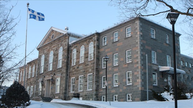 Cruauté animale: neuf mois de détention dans la collectivité pour Eve « Raphaël » Chaussé