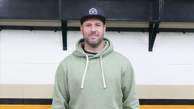 Keven Cloutier intronisé au Temple de la renommée de la LNAH