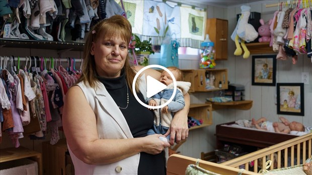 Les 1000 câlins de Marie: des bébés pour raviver les souvenirs et apaiser l’anxiété