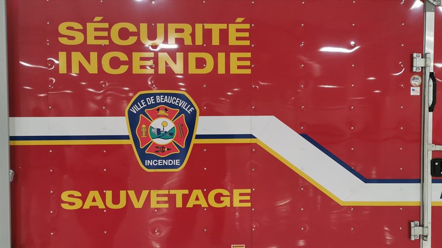 Un immeuble à logements en feu à Beauceville