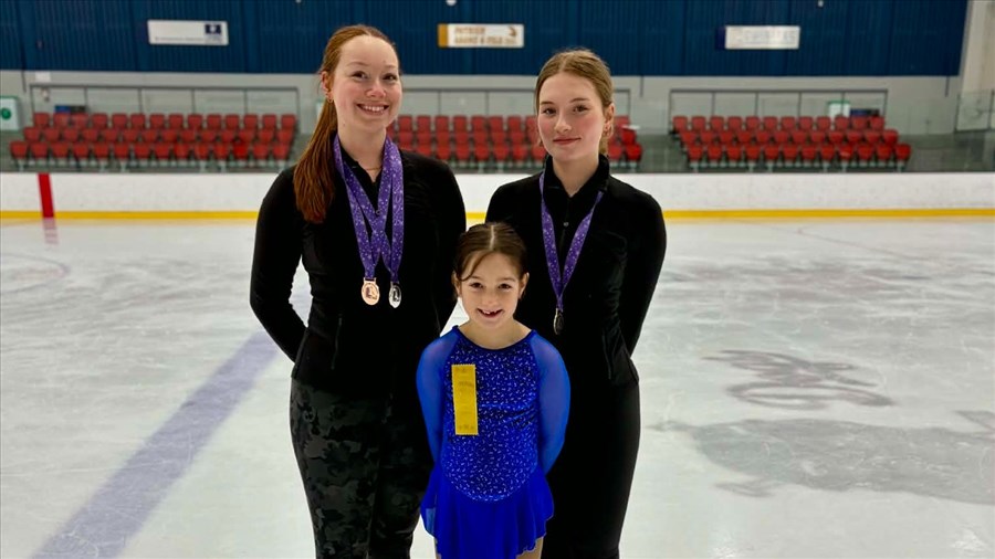Trois patineuses du CPA Axel honorées à l’Invitation Thetford