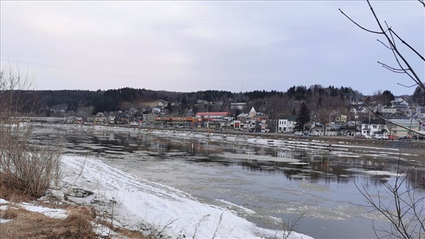 Rivière Chaudière: Beauceville en mode «vigilance»