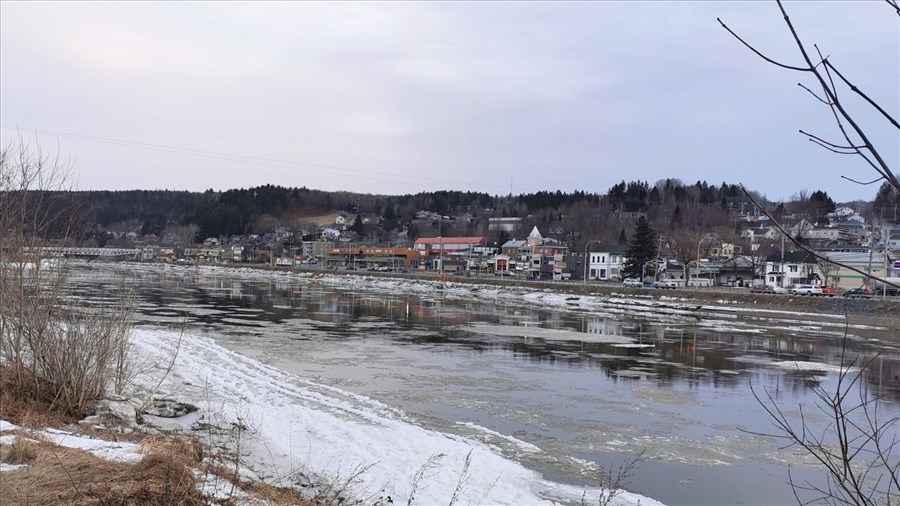 Rivière Chaudière: Beauceville en mode «vigilance»