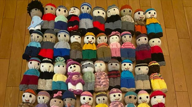 Les Fermières de Saint-Georges tricotent pour les enfants victimes de la guerre