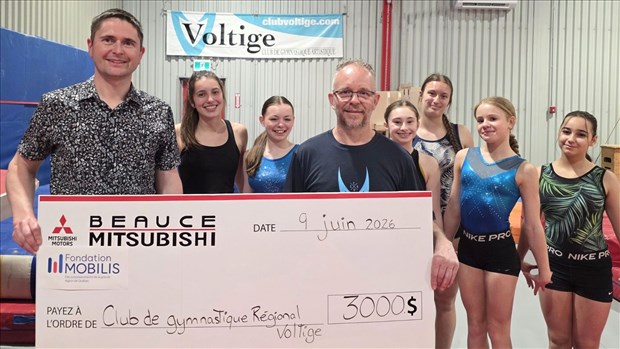 Don de 3 000 $ au Club de gymnastique artistique Voltige
