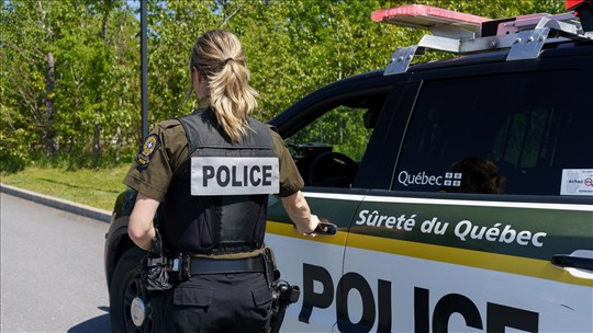 Deux citoyens aident à arrêter des conducteurs en état d'ébriété