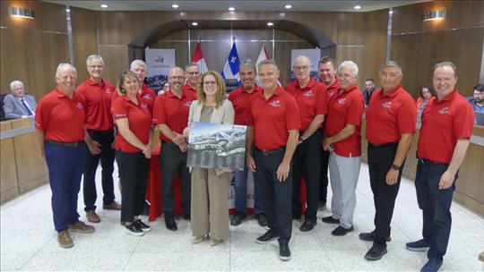 Le comité organisateur de l’Aérofête honoré par la Ville de Saint-George