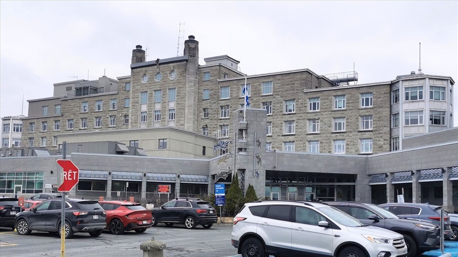 Hôpital de Saint-Georges: taux d'occupation de l'urgence à 105%