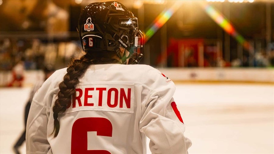 Rosalie Breton remporte la série de rivalité avec le Canada